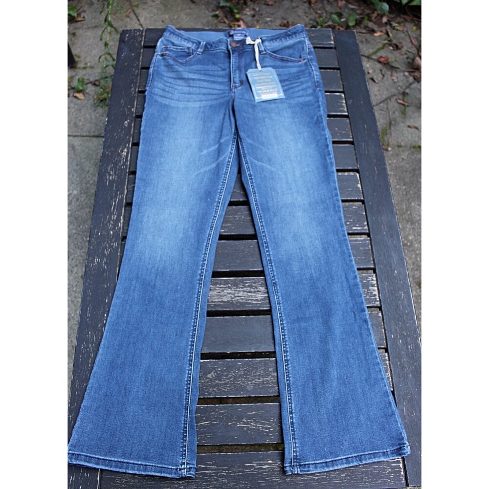 New w/Tags - Democracy Ab-Solution Itty Bitty Boot Cut Jeans, Full Length - 10 - Picture 3 of 12